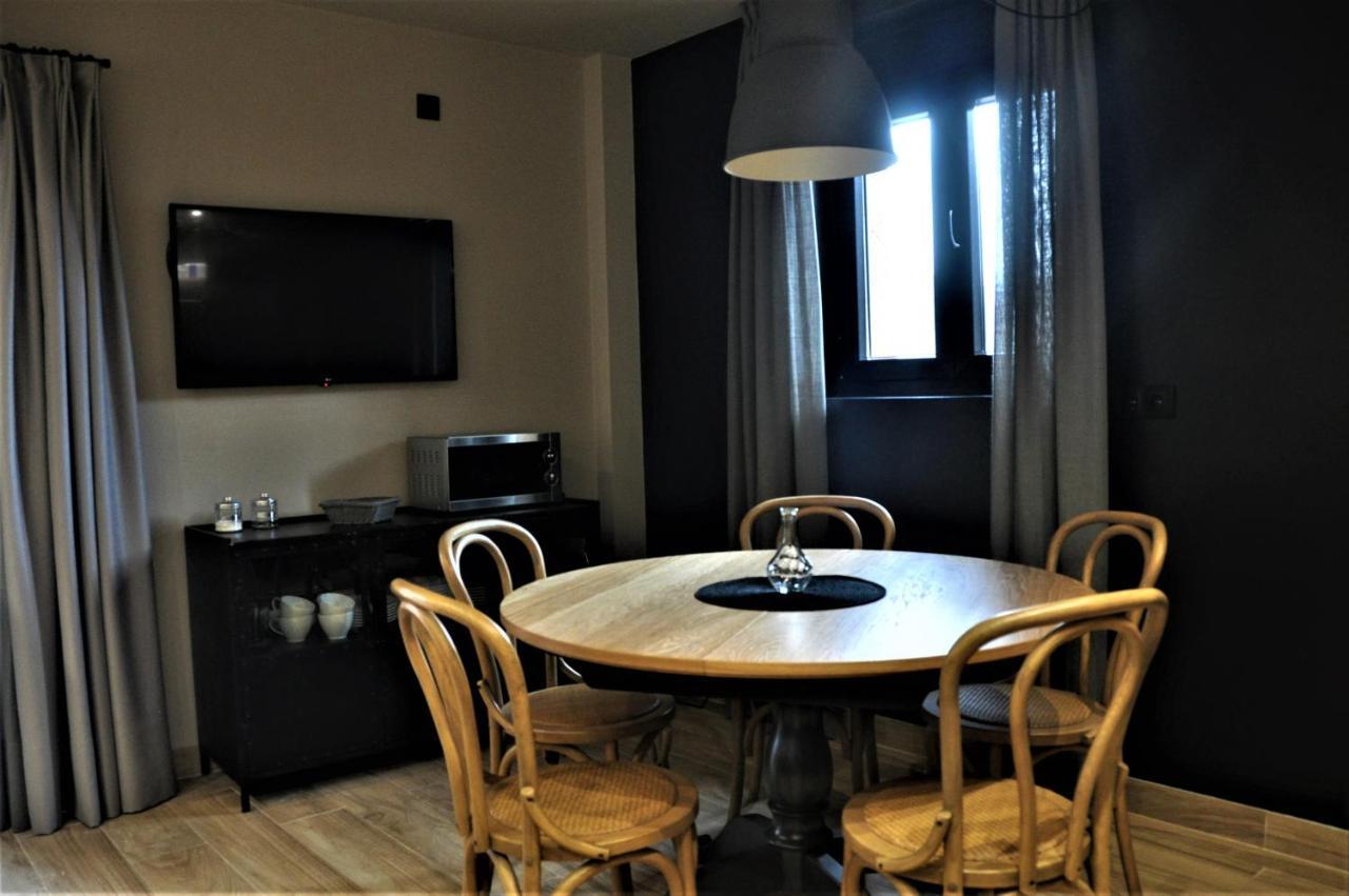 Apartamentos Las Agueeras Линарес Экстерьер фото