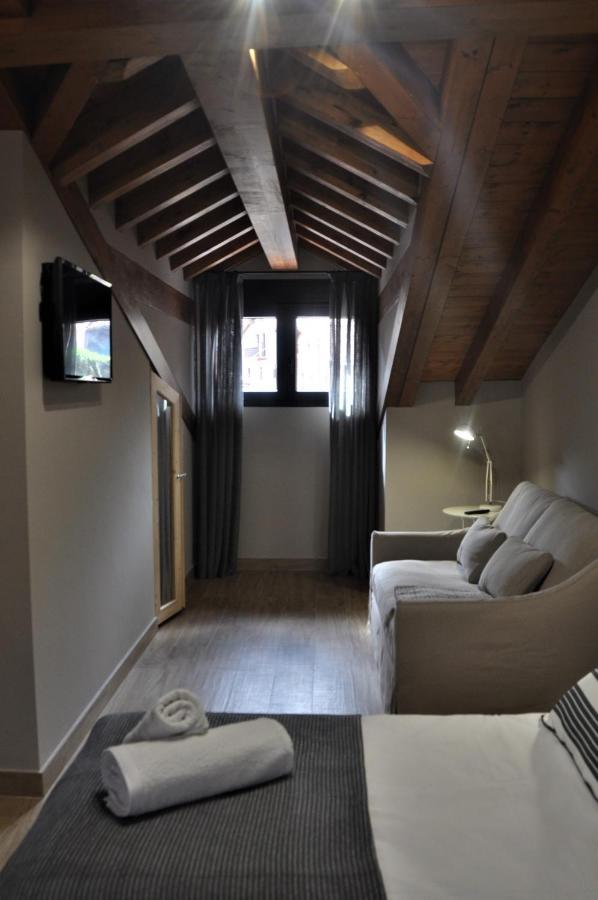 Apartamentos Las Agueeras Линарес Экстерьер фото